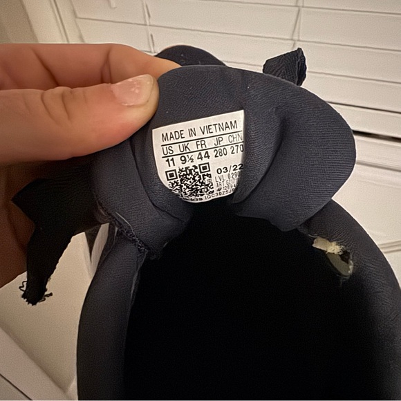 Adidas running shoes - Picture 6 of 6